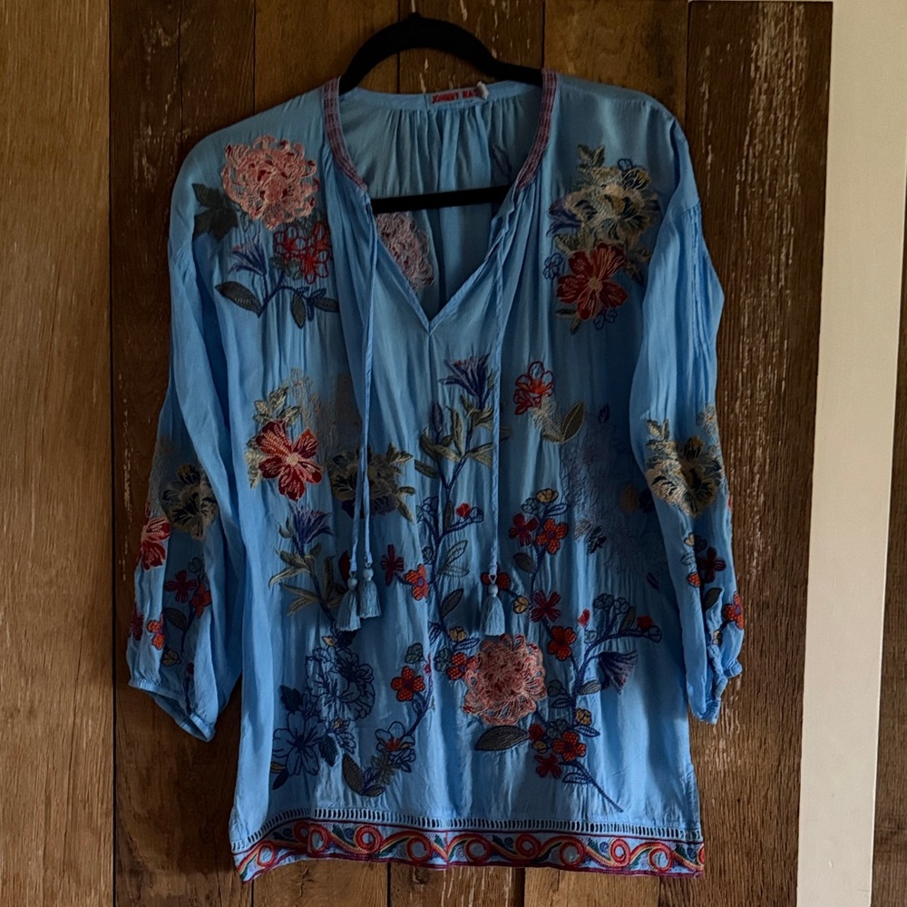 Johnny Was Blue Floral Embroidered Blouse Never worn like new!  Really pretty fu